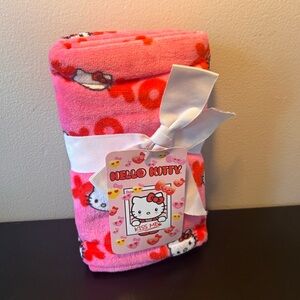 Hello Kitty Valentine hand towels